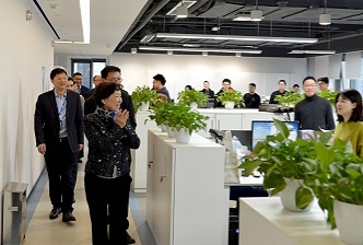 開工大吉！新春團(tuán)拜鼓干勁  龍騰潮涌開新局—海企技術(shù)公司開展2024年新年團(tuán)拜活動(dòng) 